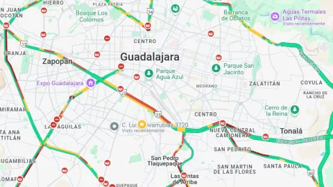 ¡Sigue el caos por la lluvia! Choques, inundaciones y calles cerradas en Guadalajara