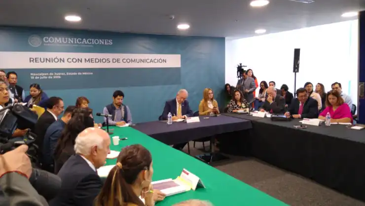 SCT reunión medios