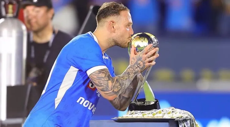 fascitis-plantar-rodolfo-rotondi-cruz-azul-jugadores-retirados.jpg