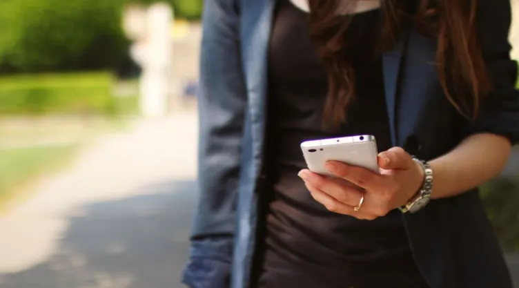 Prórroga para registro de celulares 2026.