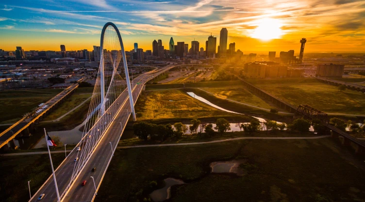Amanecer en Dallas, Texas