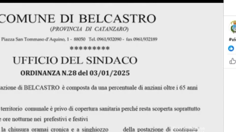 La ordenanza insta a los residentes de Belcastro a “evitar contraer cualquier enfermedad que requiera asistencia médica”