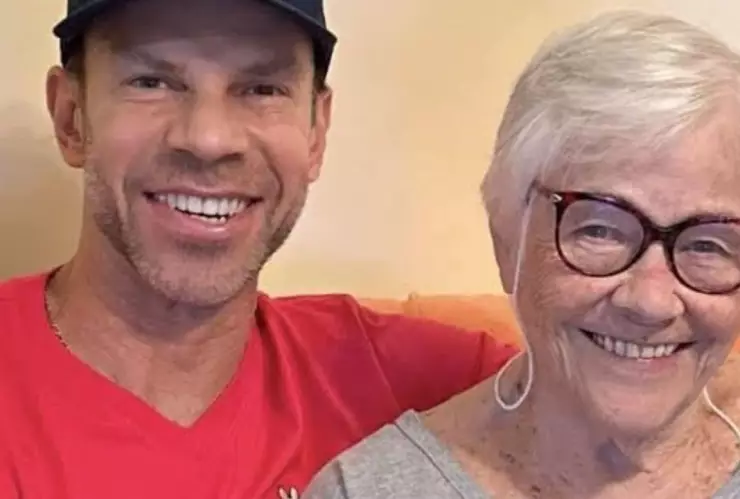 Luis Roberto Alves Zague y su madre Cleide Gavranic