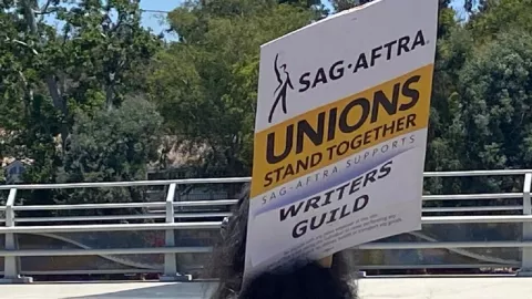 Este 2023 ya es el año de las huelgas en Estados Unidos y nadie está excento, los actores de Hollywood se suman a los huelguistas