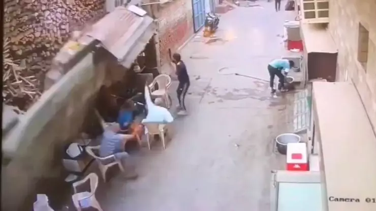 ¡Tragedia! Barda colapsa en la India y provoca la muerte de cuatro personas