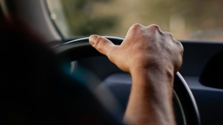¡A balazos! Le quitan la vida a chofer de transporte rumbo a su trabajo 