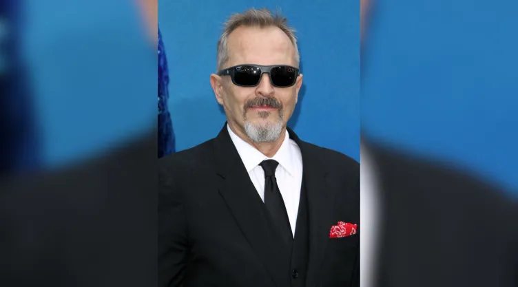 Miguel Bosé en la premiere de Godzilla: King of the Monsters