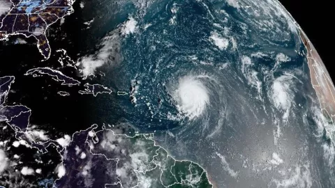 Huracán Lee se convierte en categoría 5, así afectará