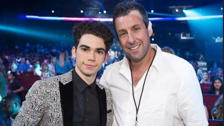 Adam Sandler rinde homenaje a Cameron Boyce en Happy Gilmore.jpg