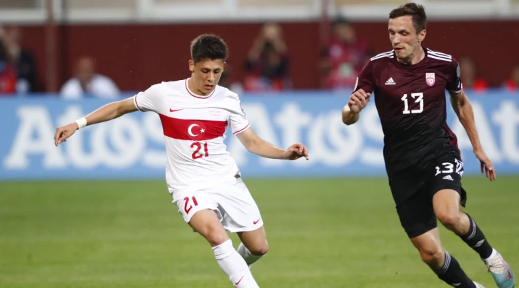 Arda Güler de la selección de Turquía