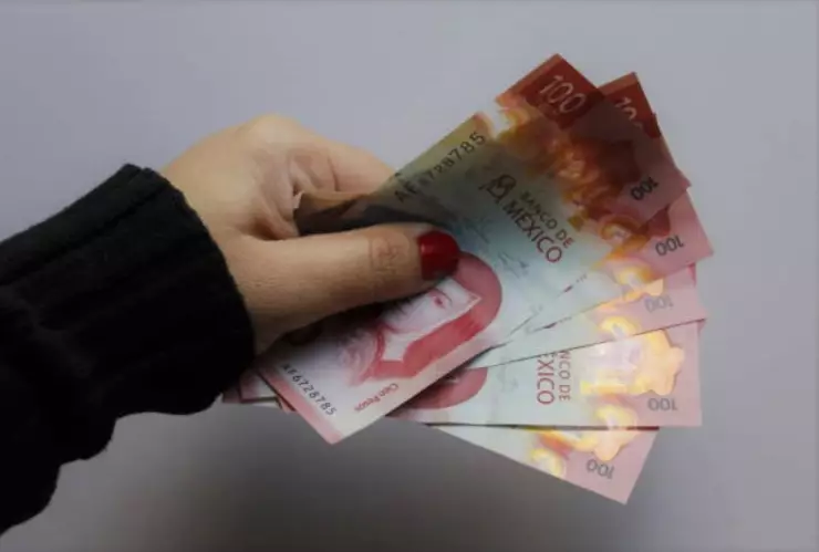 Billetes de 100 pesos.jpg