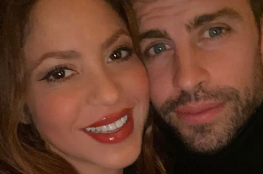 Shakira y Pique felices.jpg