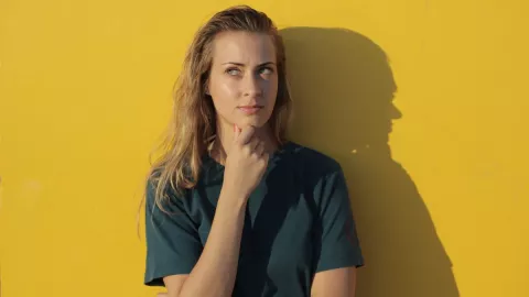 Los signos más pensativos del zodiaco