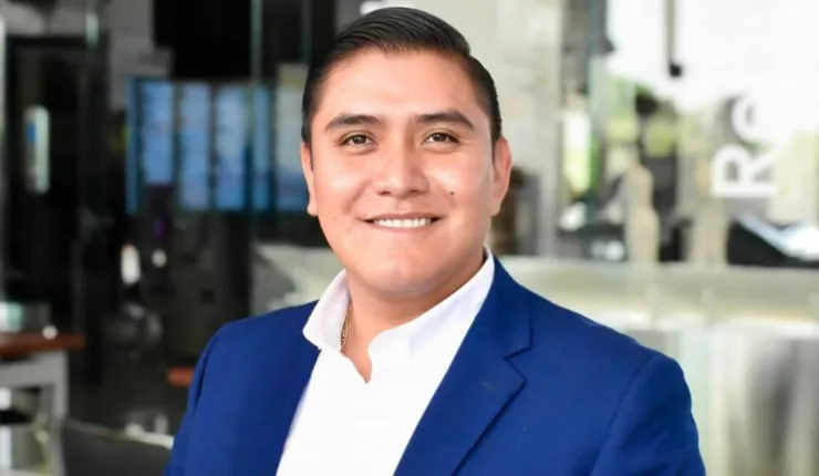 Armando Corona Arvizu, diputado de Morena