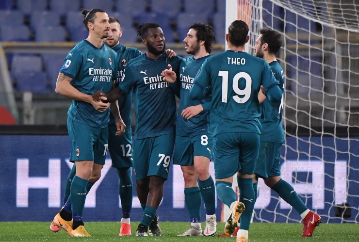 AC Milan derrota a la Roma