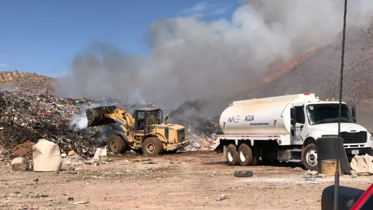 Incendio relleno sanitario Chihuahua