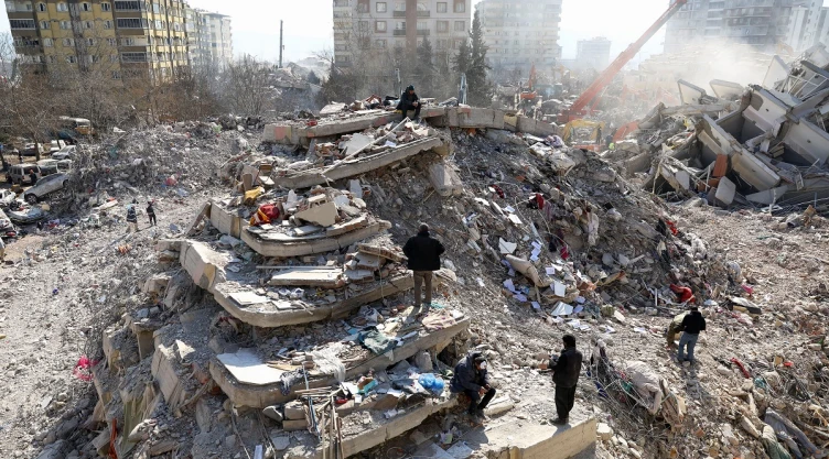 Ya son más de 24 mil muertos tras el terremoto en Turquía y Siria.