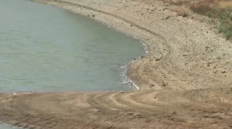 Calor y sequía Cutzamala en nivel histórico más bajo, según Conagua