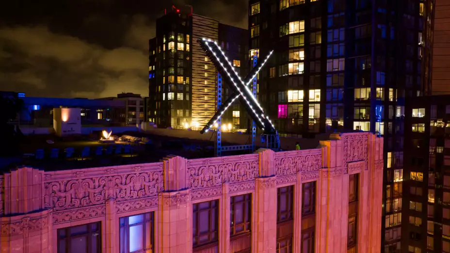 Logo de X, en San Francisco, California.