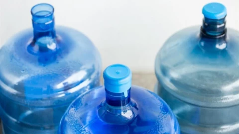 Así puedes identificar si tienes un garrafón de agua pirata