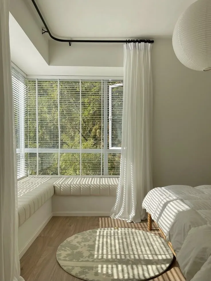 5 ideas para reemplazar la ventana tradicional de tu cuarto por una moderna: se ve bien en espacios pequeños