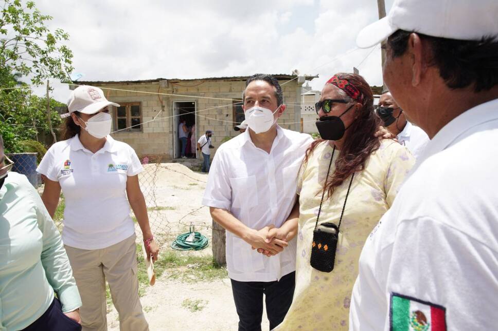 Entregan obra pública en Mahahual; tiene valor de más de 136 millones