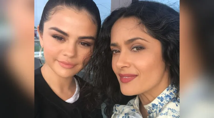Selena Gomez y Salma Hayek protagonizaron un tierno momento en los Golden Globes