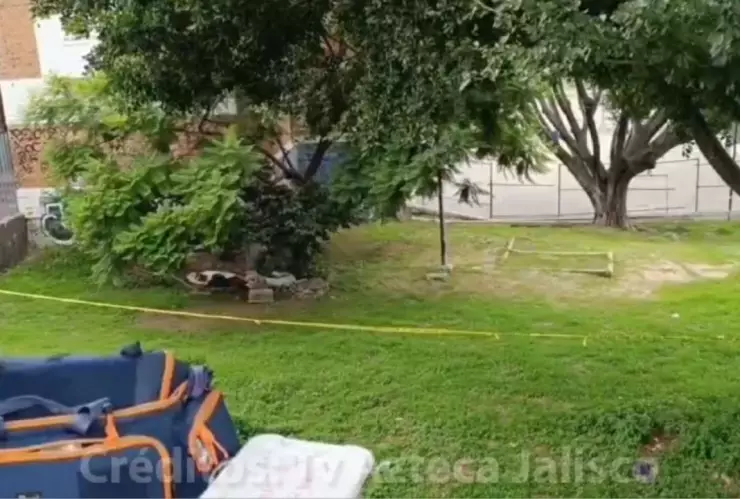 Hombre es localizado sin vida dentro de un parque en la colonia Santa Cecilia