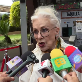 Laura Zapata se lanza contra la serie de Timbiriche