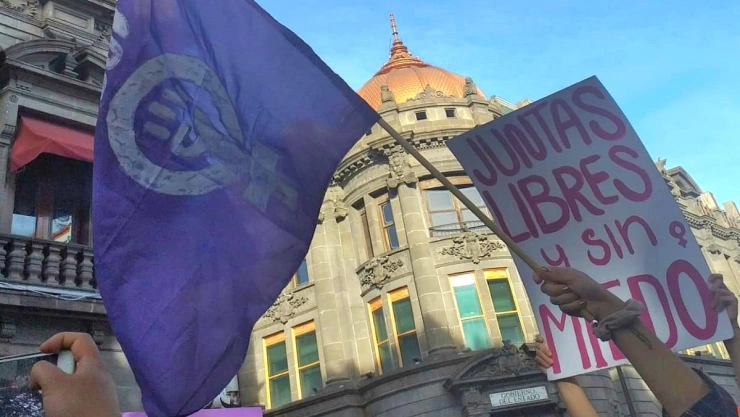 cierres viales por 8M en Puebla 2025