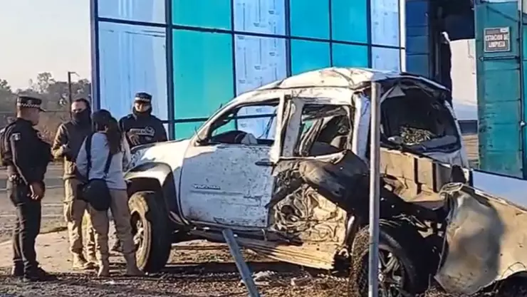 Mueren dos en aparatoso accidente en la León-Silao