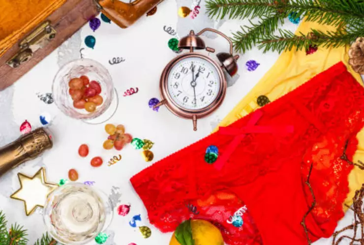 ¿De dónde viene la tradición de usar calzones de colores para el amor y el dinero en Año Nuevo.png