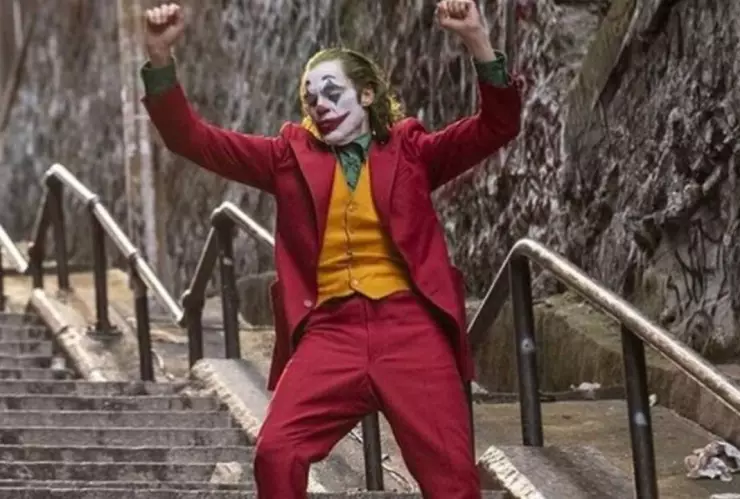 joker joaquin phoenix.jpg