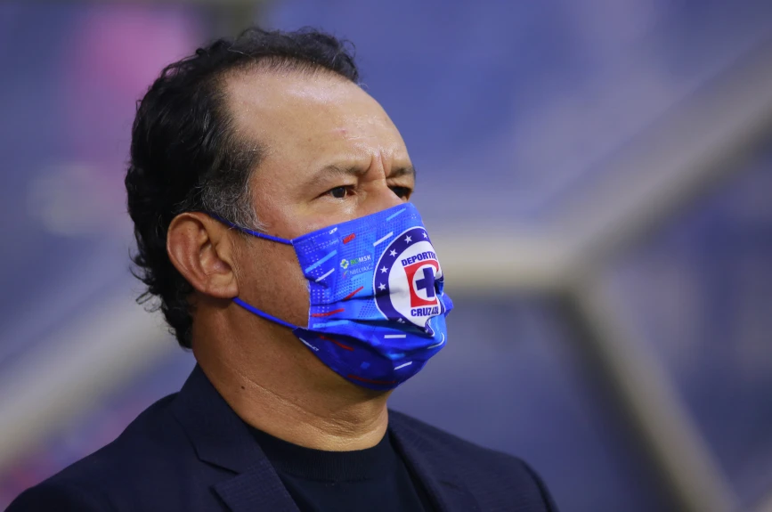 Juan Reynoso Cruz Azul