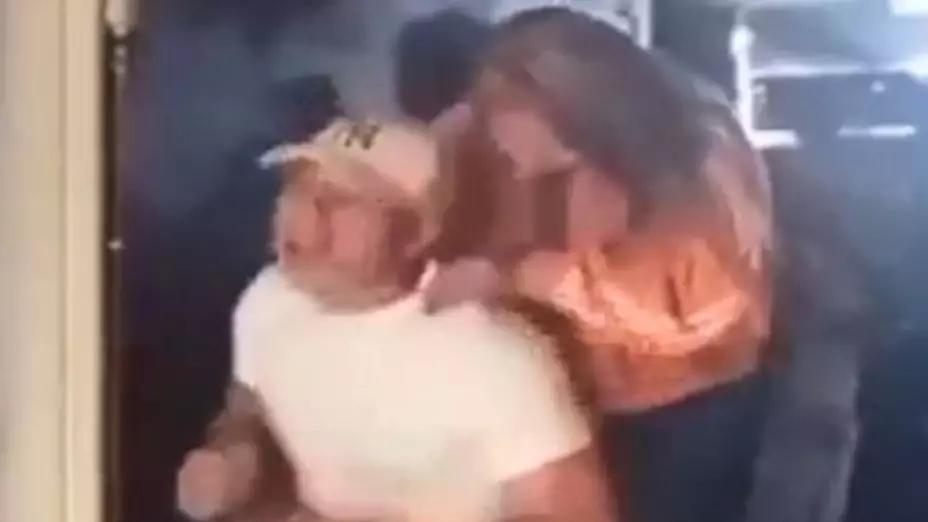 Fiscalía investigan presunta fiesta reos alcohol mujeres penal San Miguel Puebla 2025