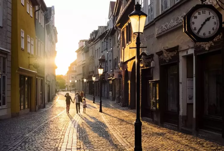 Hombre es localizado tras estar más de 20 años desaparecido, pero con nueva familia