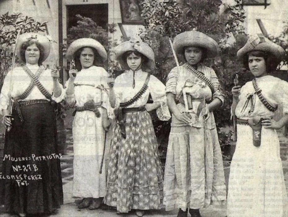 El libro “Revoluciones femeninas”, reúne la historia de decenas mujeres que durante 3 siglos lucharon por sus ideales, es resultado de investigaciones de especialistas
