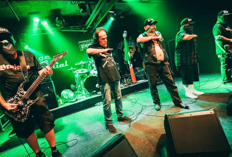 Vocalista de Brujería, banda de metal mexicano, muere inesperadamente