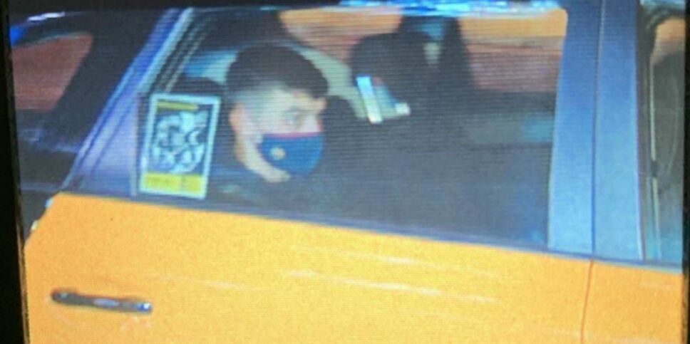 Pedri se fue en taxi del Camp Nou