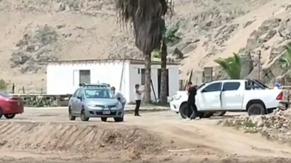 Rafael Belaúnde, precandidato presidencial en Perú, sobrevive a un ataque armado en plena carretera