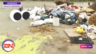 Convierten andador en basurero clandestino en Infonavit El Vergel, en Veracruz