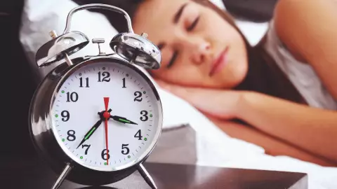 Te decimos cuántas horas debe dormir un adulto