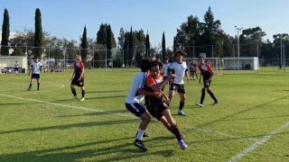 Intenso encuentro en Intercoles Futbol 2022