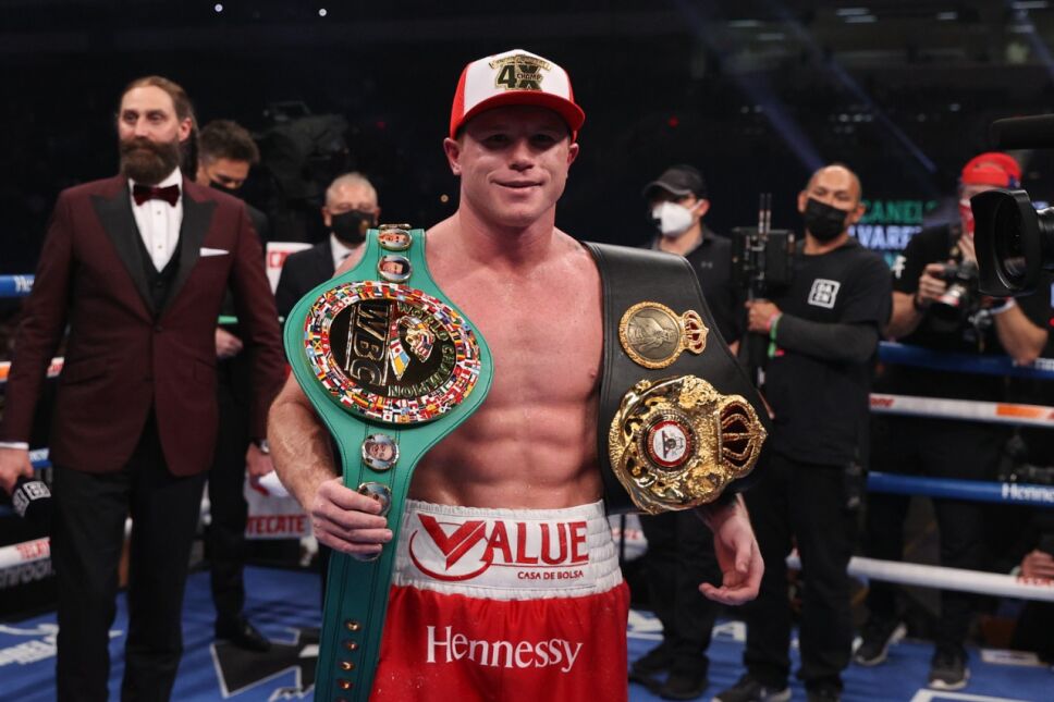 Saúl Canelo Álvarez vs Callum Smith