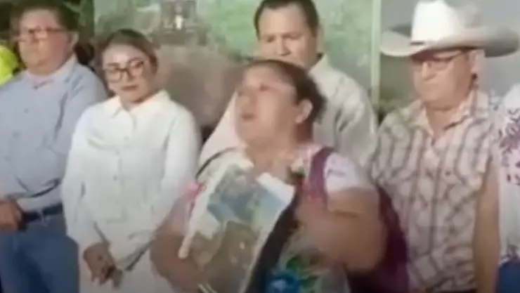 Mujer pide a Huacho Diaz Mena justicia para su hermano.