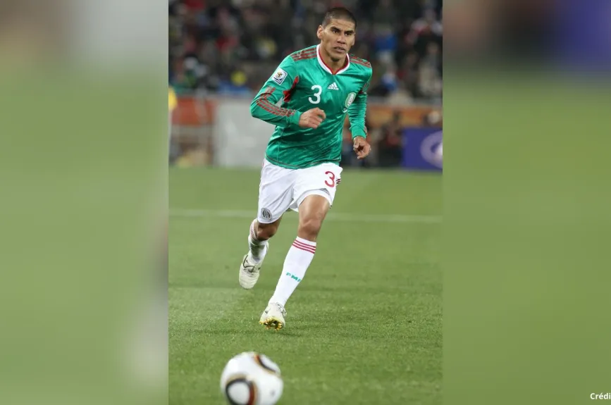 14 futbolistas con más partidos en la Selección Mexicana carlos salcido.jpg