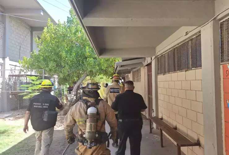 Proteccion civil escuela Mexicali