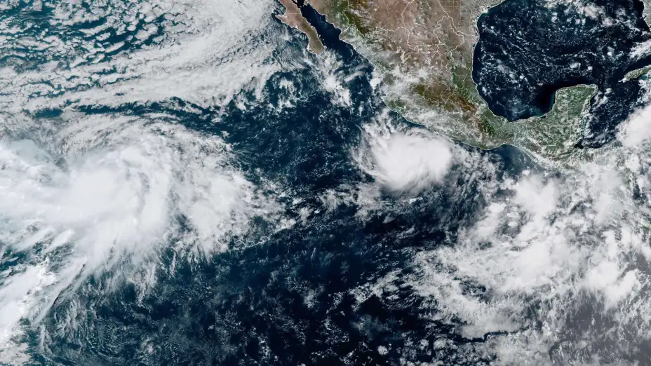 Imagen satelital de la tormenta tropical Polo.