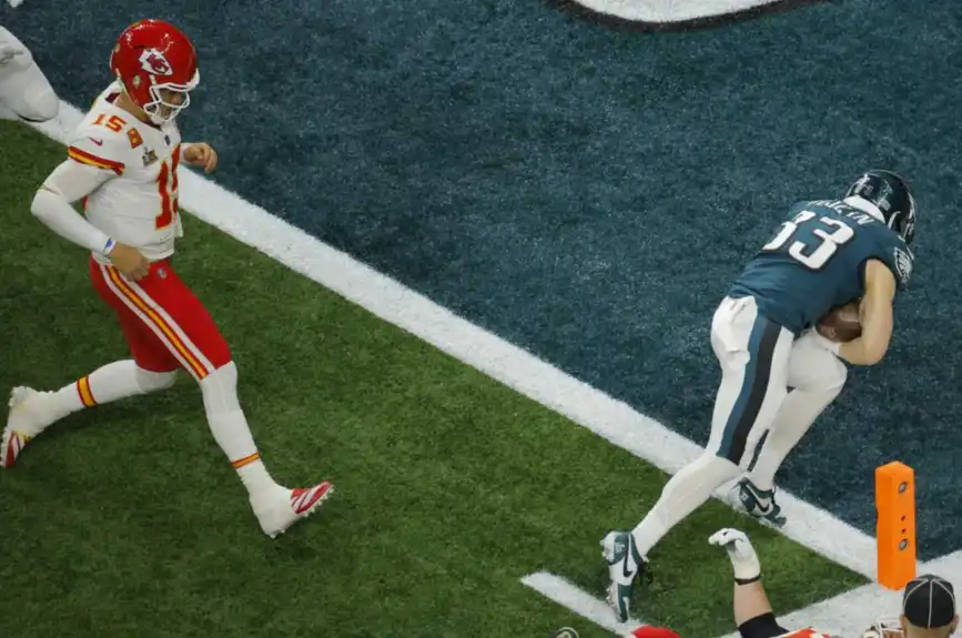 Philadelphia anota touchdown tras touchdown