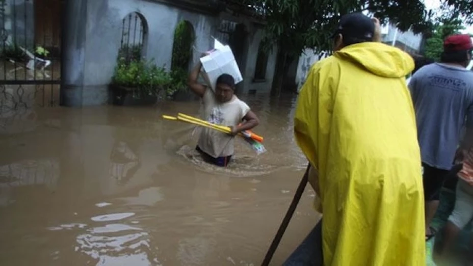 Por lo menos 17 viviendas resultaron dañadas en el municipio de Teloloapan, Chilpancingo por inundaciones a consecuencia de una tormenta
